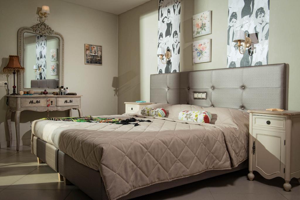 Kings Village Malia Rom bilde